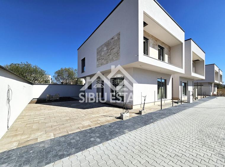 Casa Selimbar Casa moderna 4 camere