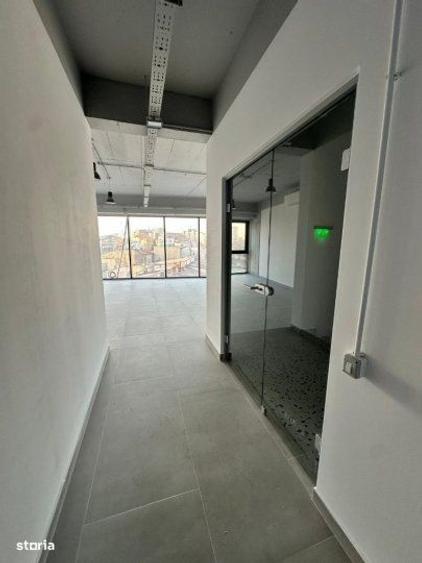 Dacia, spatiu comercial, suprafata 243 mp
