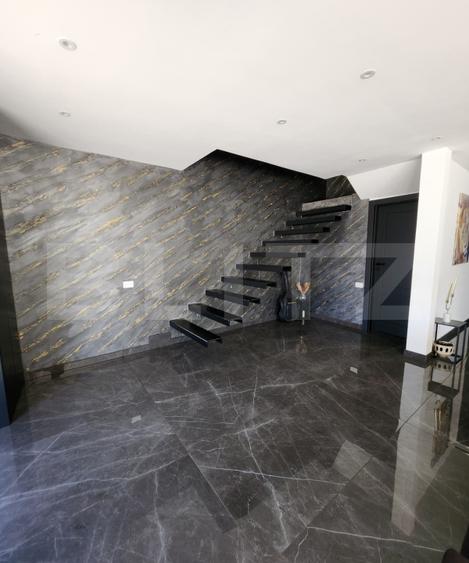 Duplex de vanzare, 103 mp, teren 285 mp, zona Gilau