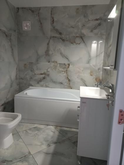 Etaj de 70mp in cladire de birouri