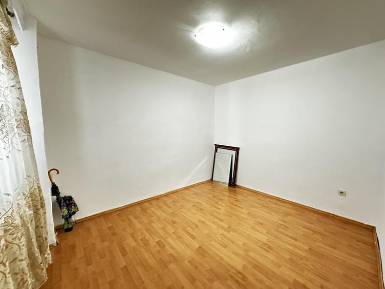 Apartament 3 camere | Decomandat | 62 mp. | Ampoi 3 | 2 Balcoane | Mobilat