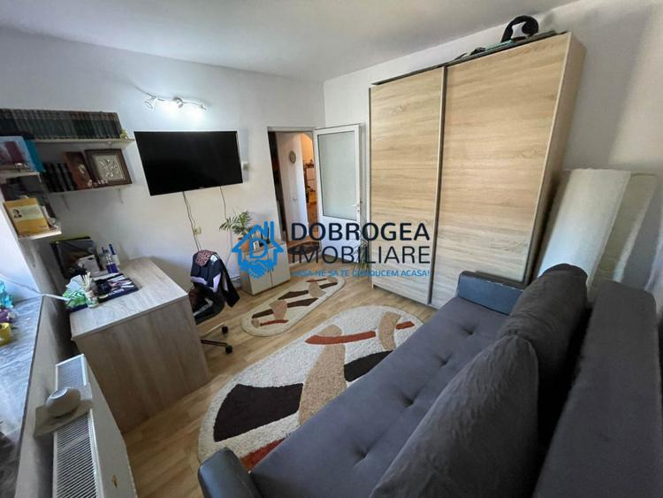 ZONA BIG- 2 CAMERE DECOMANDAT,50 MP.