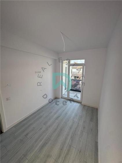Apartament 3 camere cu gradina proprie 330 mp - SELIMBAR