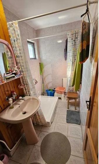Apartament 4 camere în zona Big Manastur