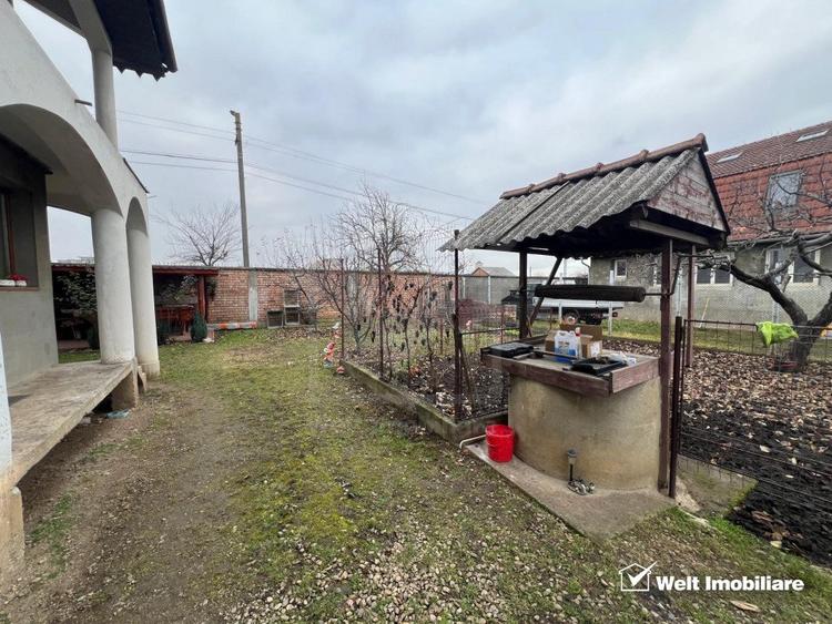 Casa, singur in curte, cartier Bulgaria, zona strazii Plevnei
