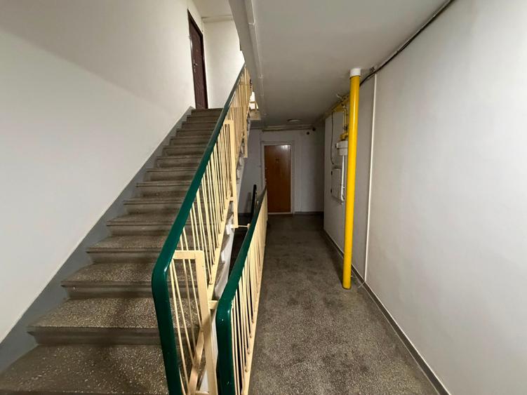 Salajan 2 Camere Bloc 1971 Reabilitat 4 Min Metrou Instalatii Schimbate