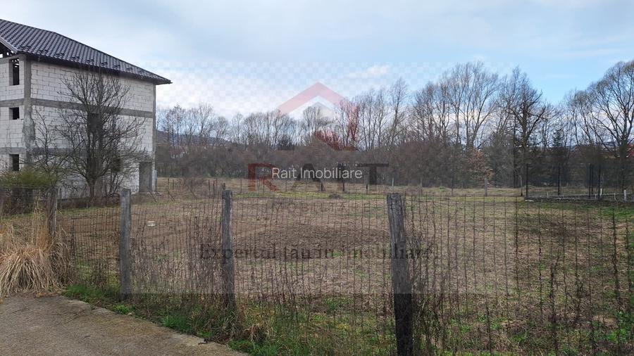 Teren intravilan de vânzare 650 mp Curtea de Argeș Central - 4
