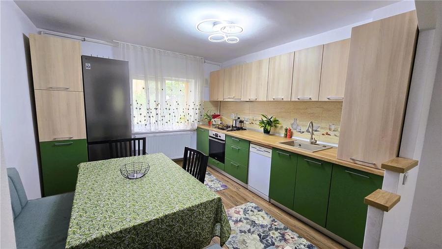 VIDEO | Parc UFO | Apartament decomandat cu 3 camere - 79 m² in Micro 17