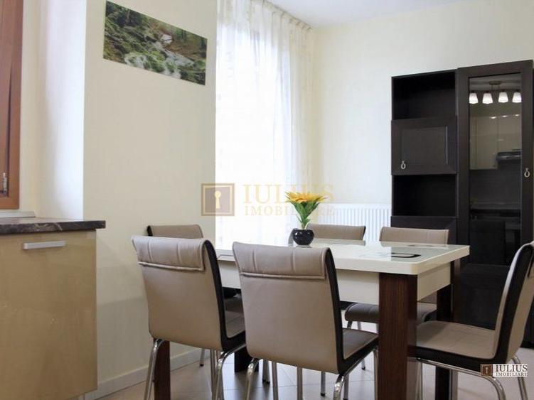 Ultracentral - Fructus Plaza, 3 camere.