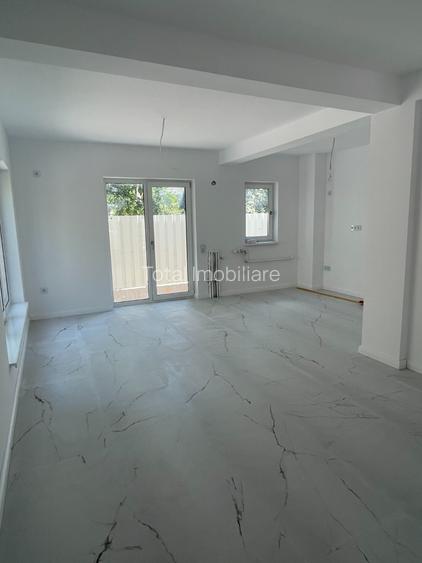 CASA INDIVIDUALA CUPLATA STR. PALTINIS 52 PLOIESTI - 3