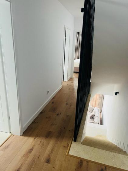 Casa de vanzare, 4 camere, ultrafinisata, mobilata si utilata, Buna Ziua