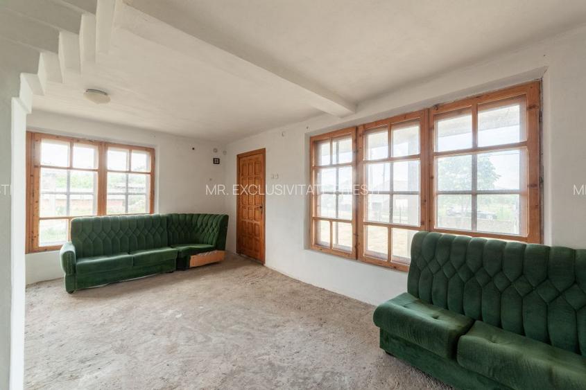 Casa +teren 1093 mp Domnesti-Arges cu o panorama superba! - 12