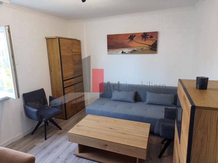 Vânzare apartament 2 camere decomandat Luică