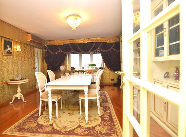 VANZARE APARTAMENT 3 CAMERE UNIRII – MIRCEA VODA-Camera de Comert