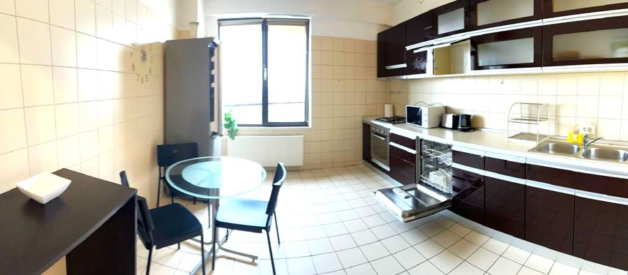 Apartament cu 3 camere de inchiriat(transformat din 4) - Central Park Apartments