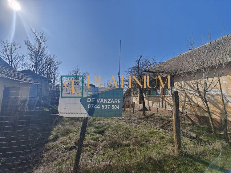 P4858 Casă bătrânească cu teren de 5.003mp, Cebza