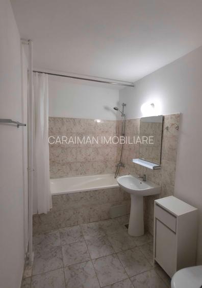 Colentina, Maior Vasile Bacila, stradal, Mc.Donald's - 5