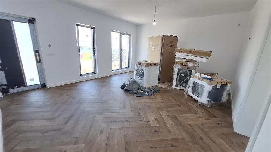 Casa Holboca 4 camere | 2 bai | Incalzire pard |Teren 465 mp | 0% Comision