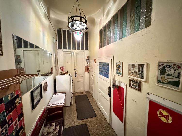Apartament de vânzare în centrul istoric al Sibiului – 2 camere, garaj
