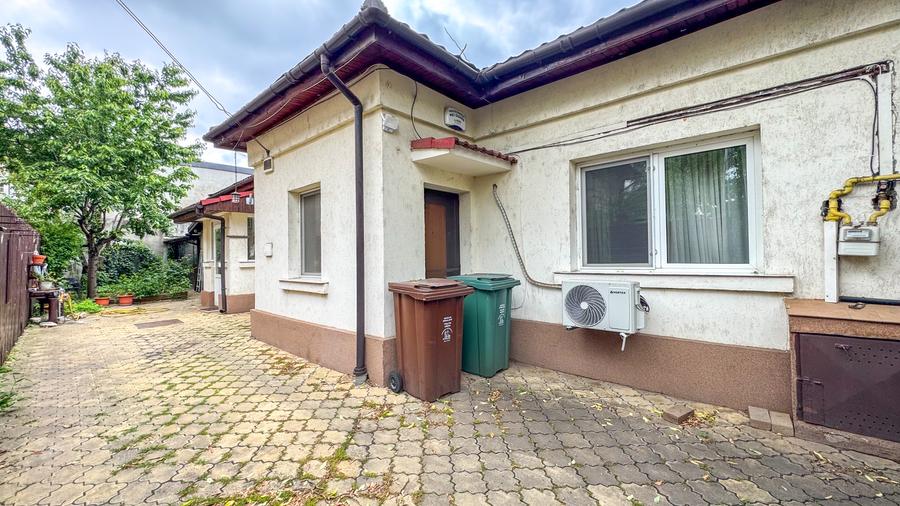 Casa Renovata - 1 Mai - Teren 212 MP - Parcare - Toate utilitatile - NOU