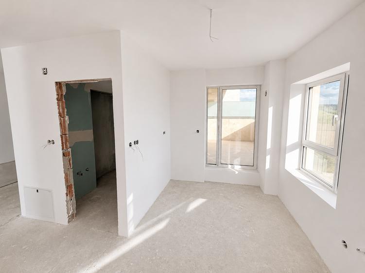 Apartament 4 camere cu balcon si terasa panoramica -VIVAT Residence, Târgu Mureș