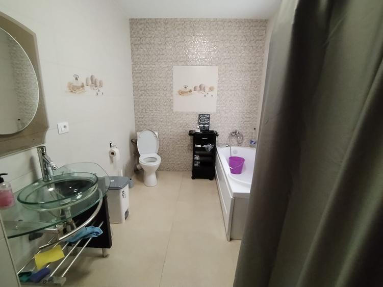 Spatiu de inchiriat- Valea Adanca - Str Bazei 161002