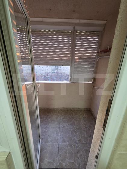 Apartament spațios cu 3 camere, 66 mp utili, etaj intermediar