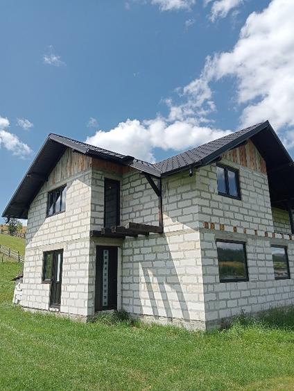 Casa de vanzare  comuna Panaci