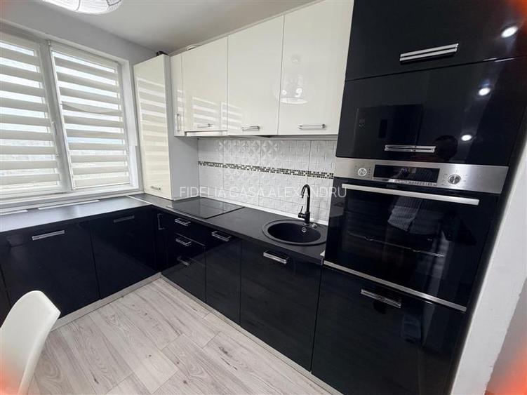 Apartament cu 3 camere decomandat Alexandru 74 mp - 28