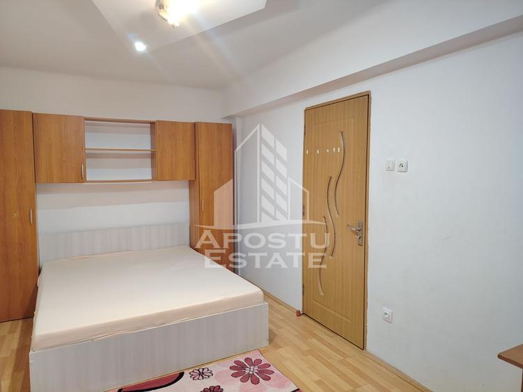 Apartament cu 3 camere de închiriat - Zona Ultra Centrala Timisoara