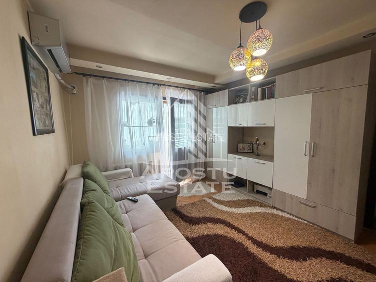 Apartament cu 3 camere de vânzare , etajul 2 , Zona Lipovei, Timisoara - 2