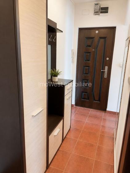 Șagului–Rebreanu | 1 cameră | Decomandat | Centrală proprie | Etaj 1 - 3