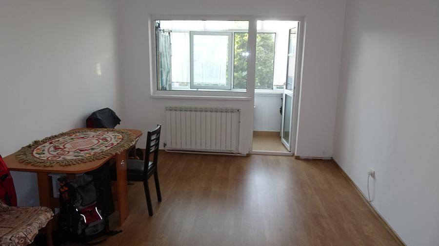 Vand apartament  3 camere cu intrari separate in Deva, zona Titu Maiorescu,