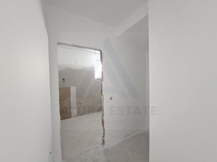 Casa moderna 3 camere 2 bai si curte 170 mp in zona Arhitectilor