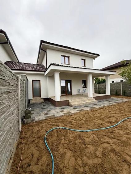 Duplex despărțit prin camera tehnica-Zona Centrala - Dumbravita