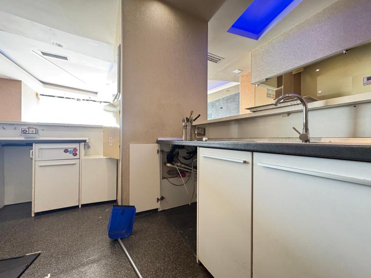 De inchiriat - Spatiu comercial cu vad intens 141 mp - zona Mosilor