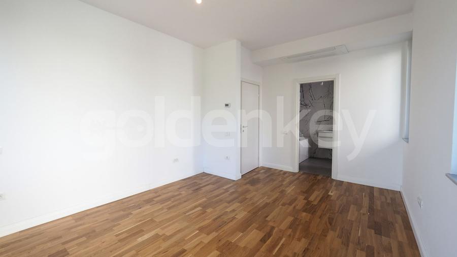 Vila moderna si luminoasa cu 5 camere | piscina | 2 garaje