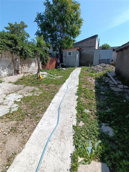 Casa caramida, 3 camere, teren 357 mp, deschidere 14 m, Centru Istoric