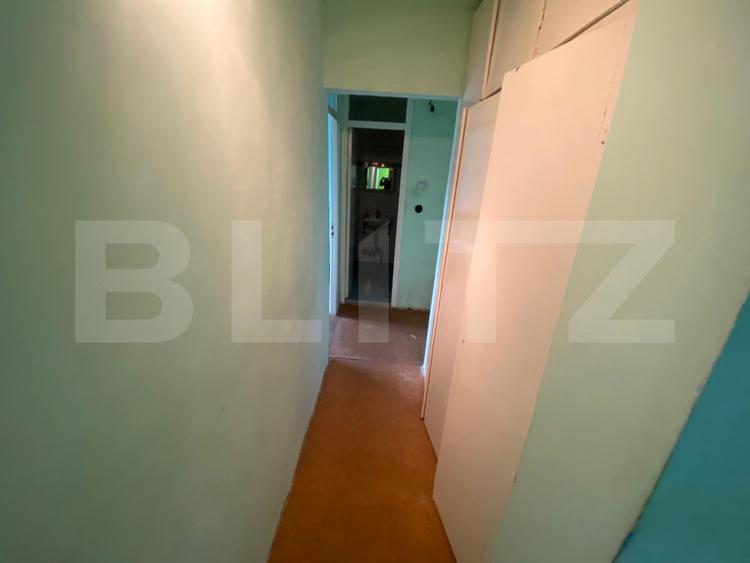 Apartament cu 4 camere, decomandat, 78 mp, 2 bai, et intermediar, Dambul Rotund