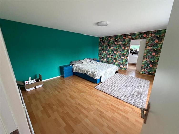 Casa cu 6 camere 2 bai si 1030 mp teren in Viile Sibiului - 11