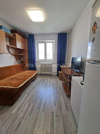 Inchiriez garsoniera cu baie proprie dispo imediat - 2