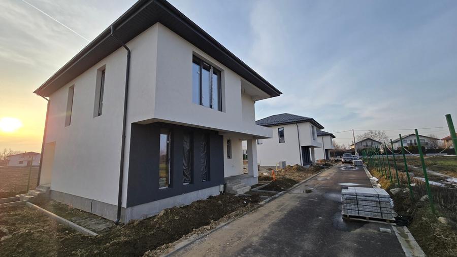 Casă nouă 4 camere Bolintin Vale – încălzire în pardoseală, teren 320 mp, terasă