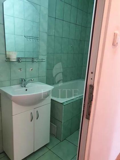 Apartament 3 camere în zona Mehedinti