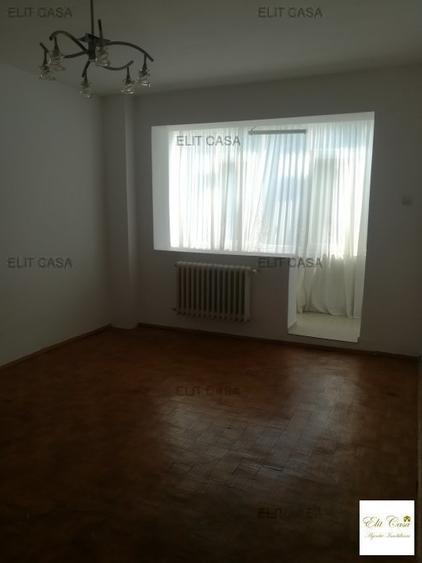 Tatarasi, 3 camere decomandat, etaj 1/4