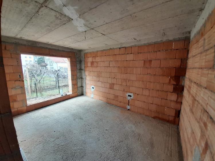 Apartament 2 camere, bloc nou ,Zona HAN