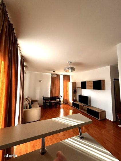 🏡 Închiriez Apartament cu 2 camere, parcare inclusă, Complex Răsărit de Soare