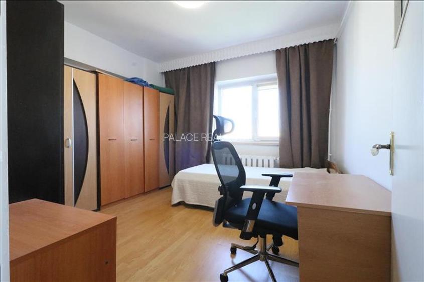 Apartament de 3 camere Decomandat, Hala centrala - 7
