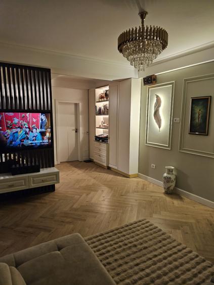 Apartament lux 3 camere decomandat pe 2 etaje,, zona  Rezidentiala Centru