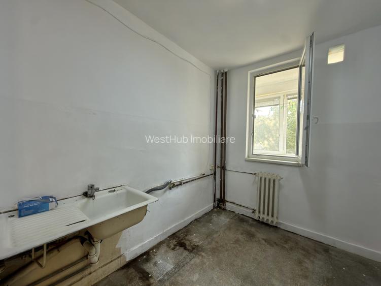 Apartament 2 camere, decomandat, etaj 2, zona Sagului - 9