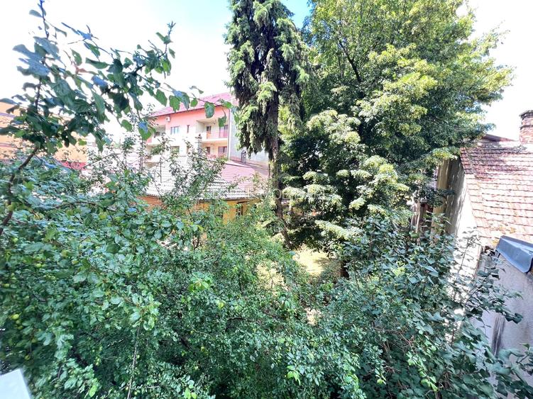 Apartament spațios cu 4 camere, 97 mp, Etaj 1, Lift, zona Horea - 15
